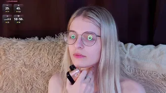 _luckybet_ blonde chat sex
