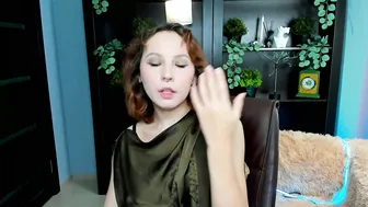 Jasminemilko posing on cam 20-Nov-2025