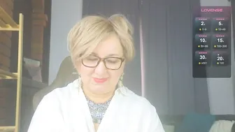 Marta_wils bigtits live on cam
