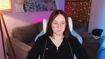 Saintmolly_ porn cam chat 20-Nov-25