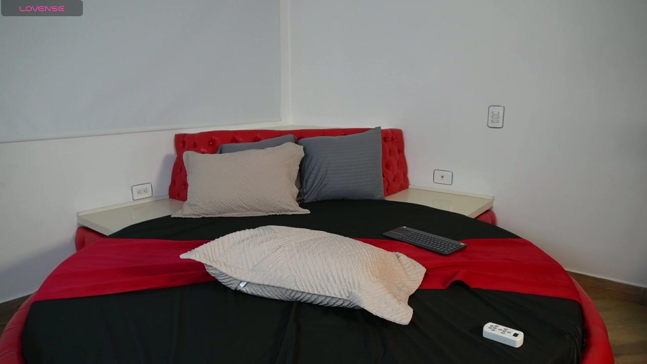 Kim_blair_ cam video 20-Nov-25