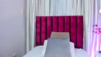Ivyjhonss squirt live webcam show