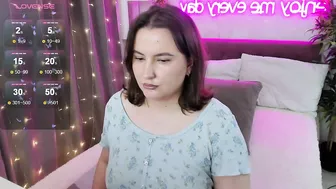 katyaneilson (11/21/2025)