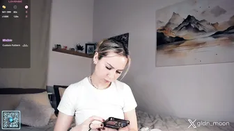 _golden_moon_ 18 camvideo
