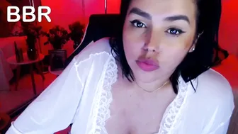 Krysstal__ live on cam (05/22/2025)