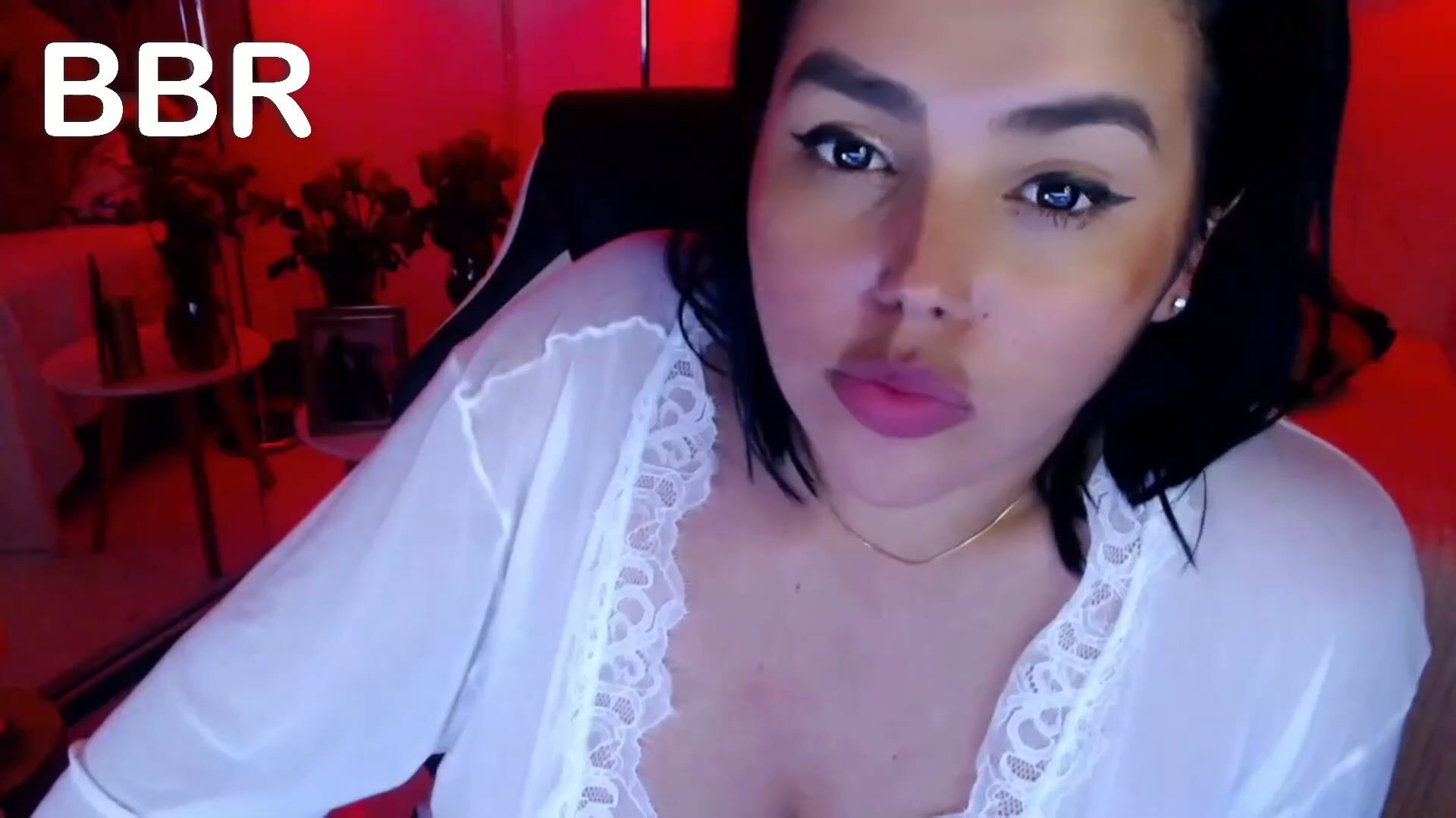 Krysstal__ live on cam (05/22/2025)
