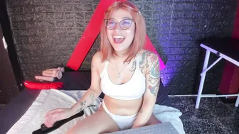 Juliexxxtasy 11-21-2025