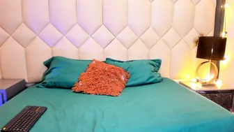 chloeescott recorded nude video 360622