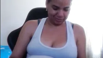 Ariannaloovel young (11-21-2025)