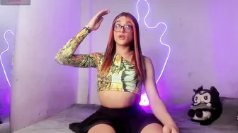 Mika_velvet chat girl porn (11/21/2025)