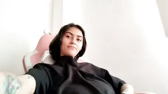 Crystal_starx 21-Nov-2025 young