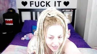 mackenziewolfe creamy - 21-Nov-2025