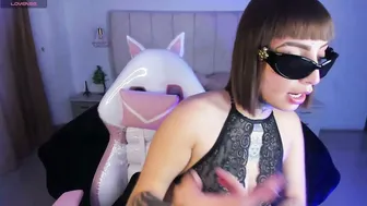 gyal_8_ bigboobs 22-Nov-2025