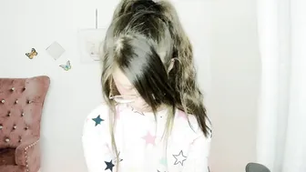 zooeybelair 18 show