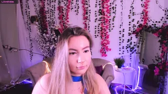 _bellaclark cam porn (11/22/2025)