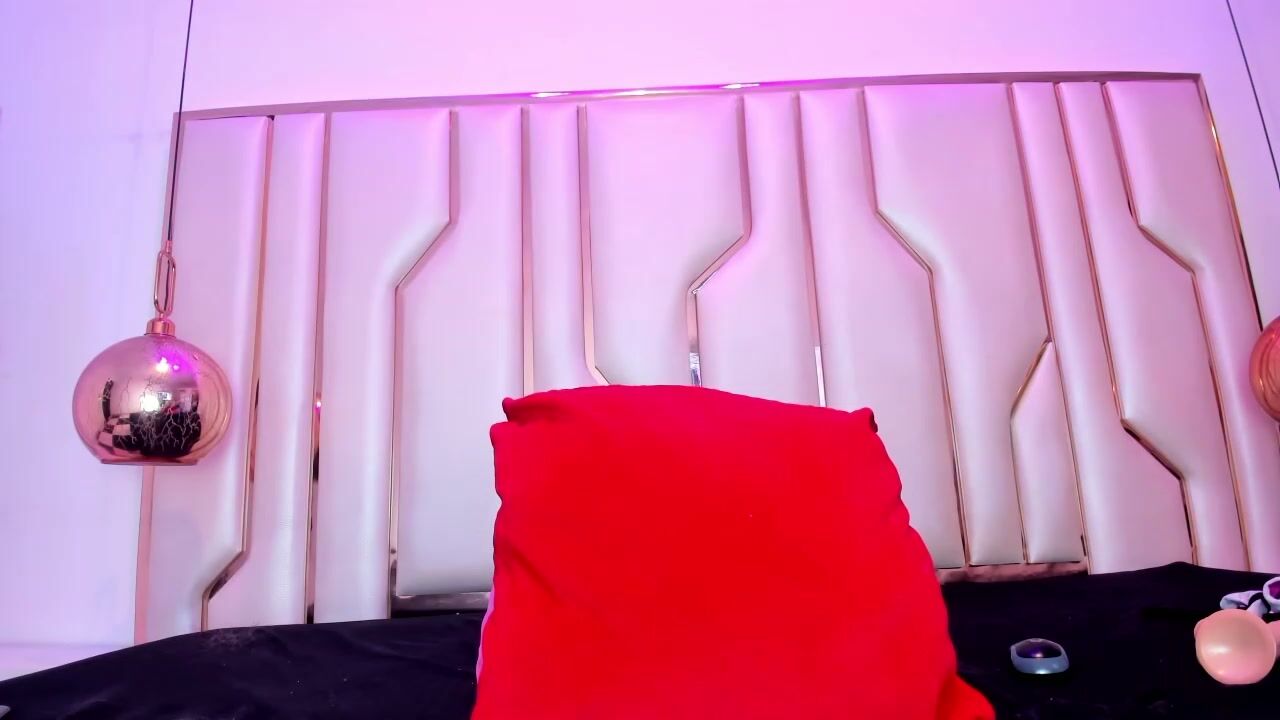 chloeetaylor_ 22-Nov-25