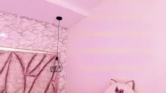 queen_perla_ video cam (11/21/2025)