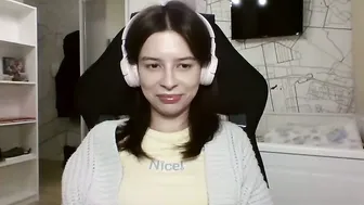 Laricenature lovense cam girl