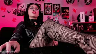 Lilith_deveraux_ 22 November 2025 mistress