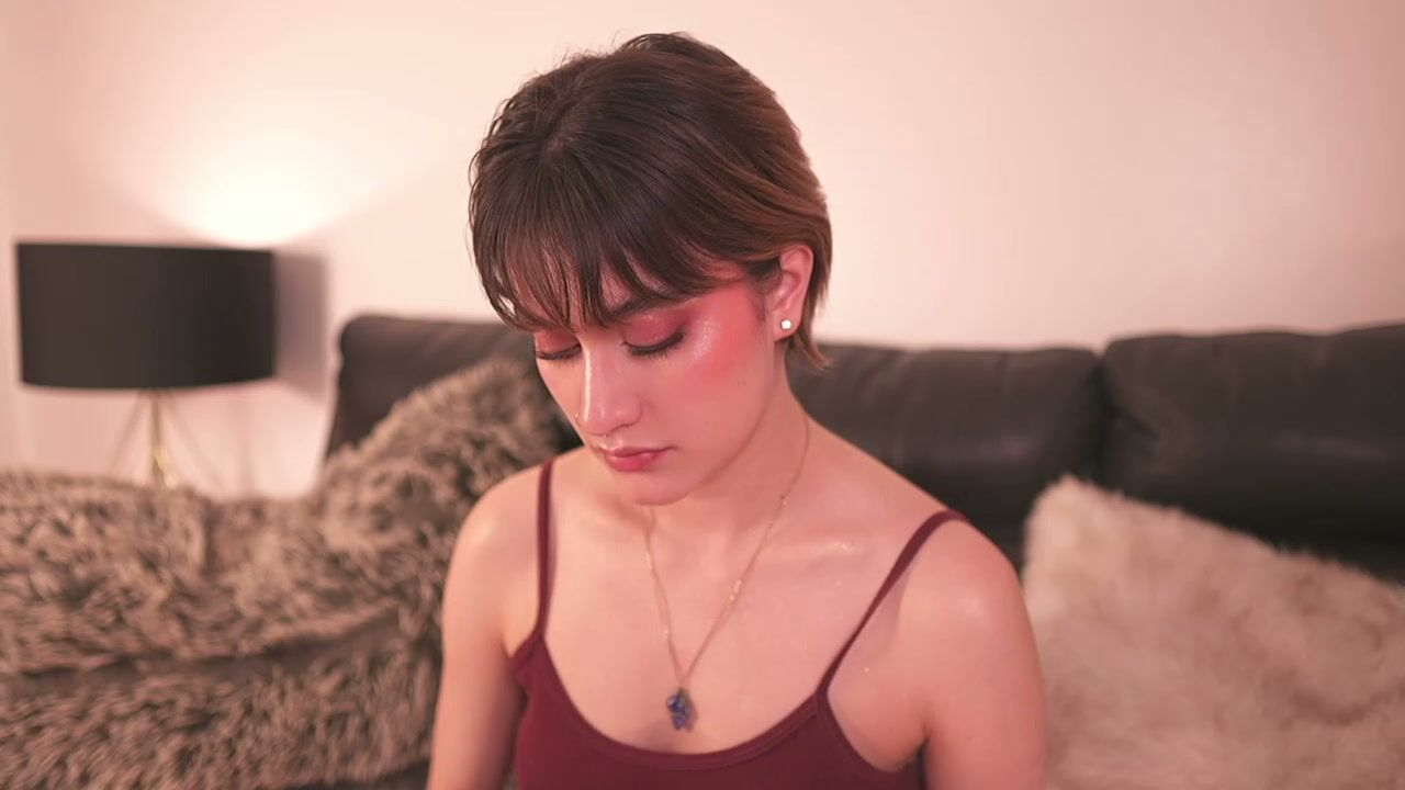 mackenziemoon chat cam porn horny amateur
