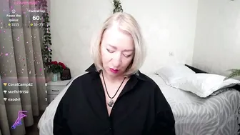 hunters_woman cam 23 November 2025