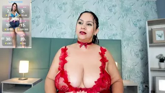 Janecullen posing on cam 11-23-2025