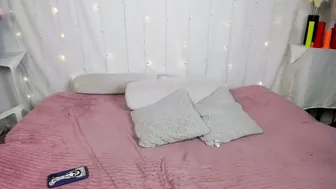 misscornelia 23-Nov-25