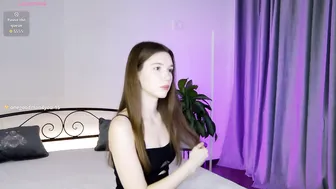nicolettebean shy - 22-Nov-2025