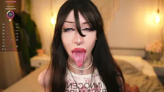 devilss_toy recorded nude video 366574
