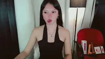 Kitteylovesyou nude chat (11/23/2025)