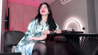 Bowtorina mistress (11-22-2025)
