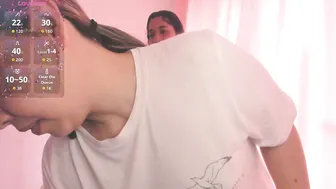 girl_alana latina 23 November 2025