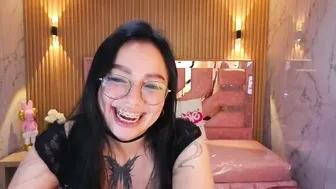 Lexie_s cam video (11-23-2025)