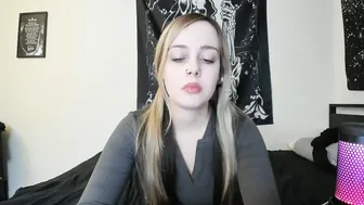 Luna_lovelyy chat porn video (11-22-2025)