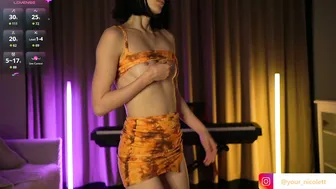 Lady_nicolett (11/22/2025)
