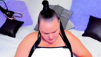 Milanabiegert squirt chat porn video