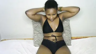 queen_polite recorded nude video 368476