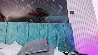 Bella_riverss cam show 11-22-2025