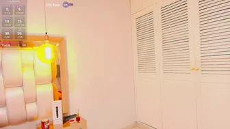 Tiffantyandstacy (11/23/2025)