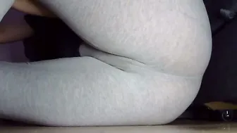 Wet_pants2022 leggings free cam show