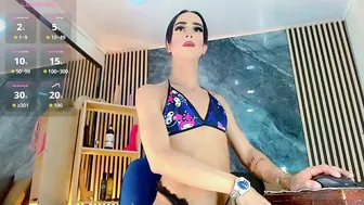 Priscilarainbow hot live cam video porn cam chat
