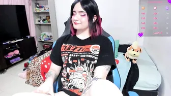 Neeko_lol_ anime 11-23-2025