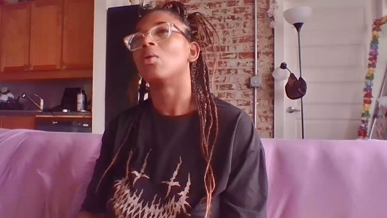 xxxdanidoomsdayxxx mommy cam sex