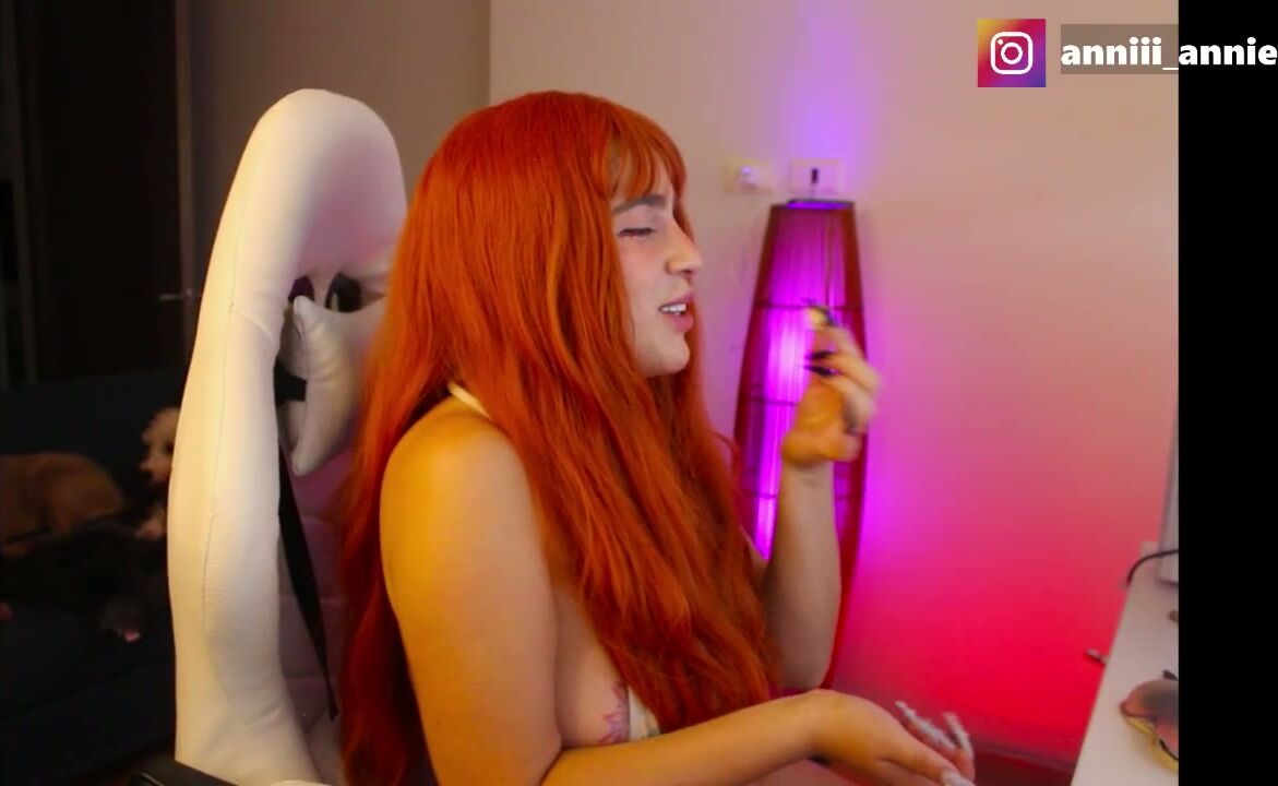 Annie_snow_ cosplay webcam