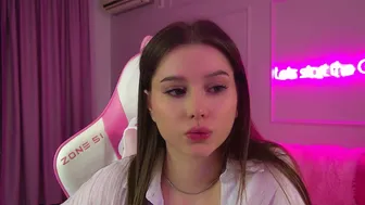 dianabecker stream 11/23/2025