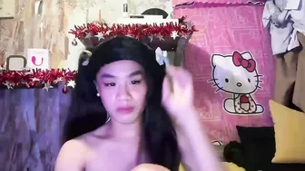 Ur_sweet_atarah18 daddy posing on cam