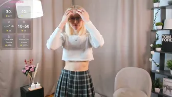 fumikofarhat young naked on cam