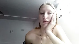 agnesmolima live on cam 11/24/2025