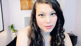 Maite_stone1 latina (11-24-2025)