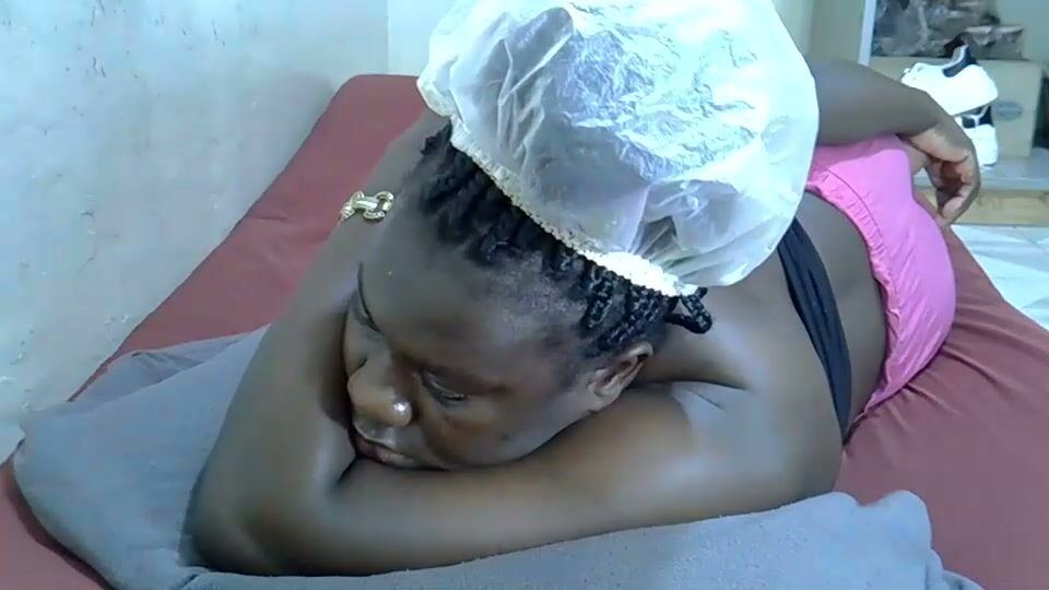 mellanine_ebony amateur cam 11/24/2025